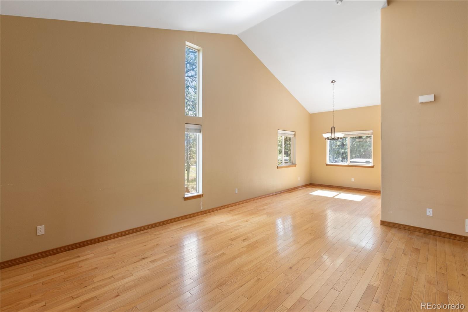 2141 Valley View Drive