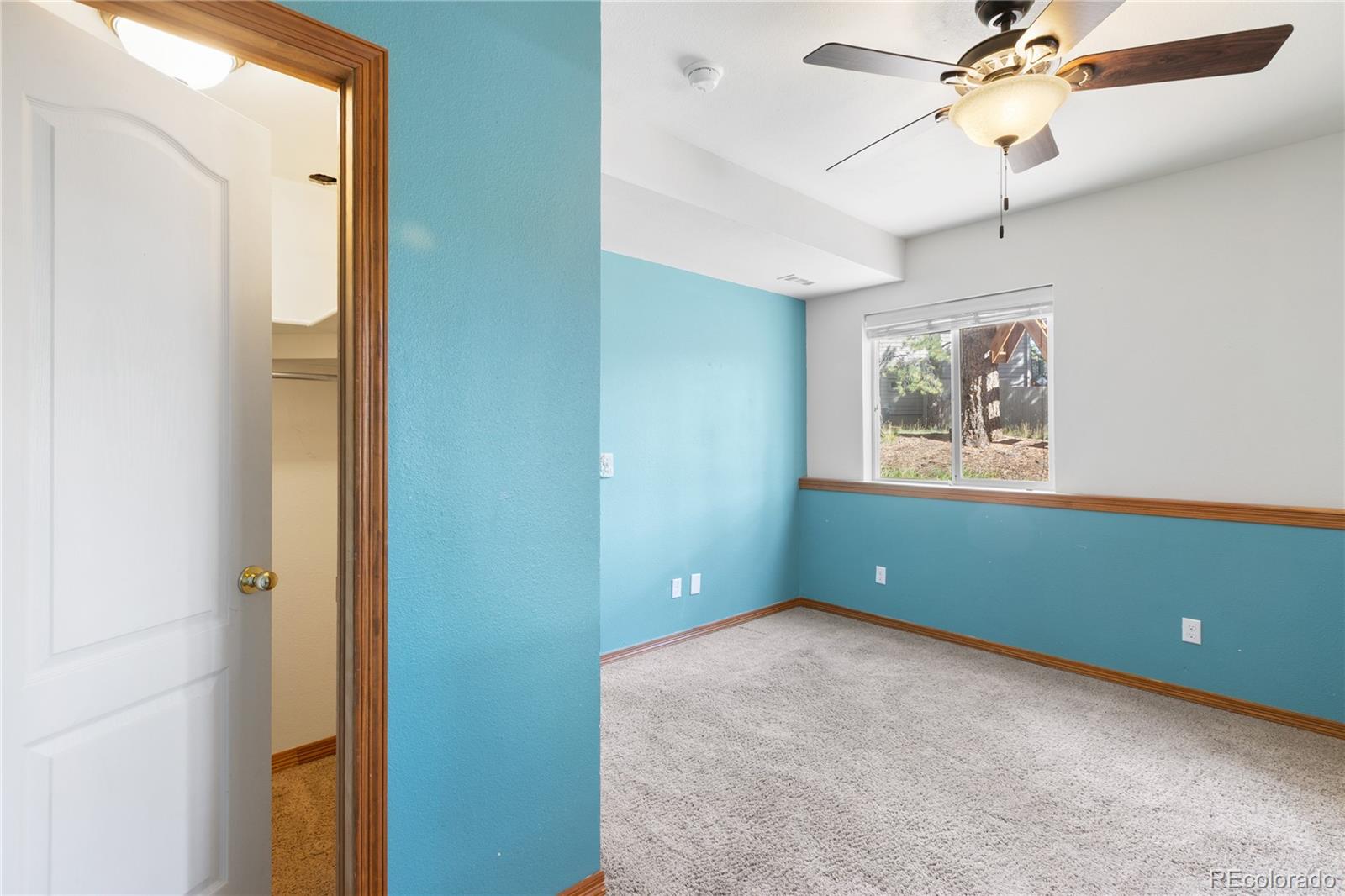 2141 Valley View Drive