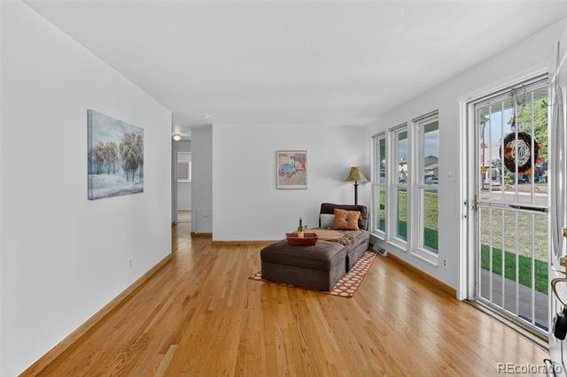 4964 W 61st Drive