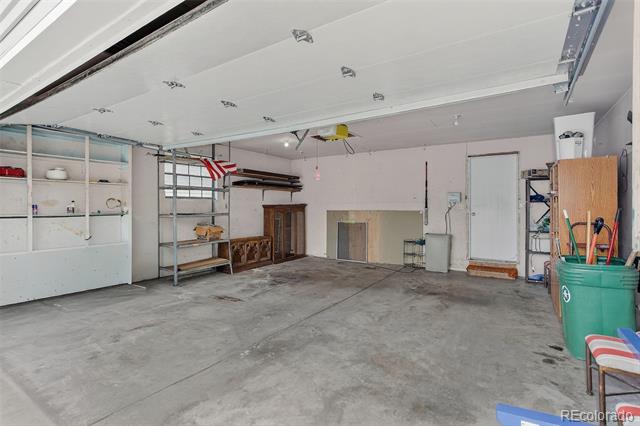 4964 W 61st Drive