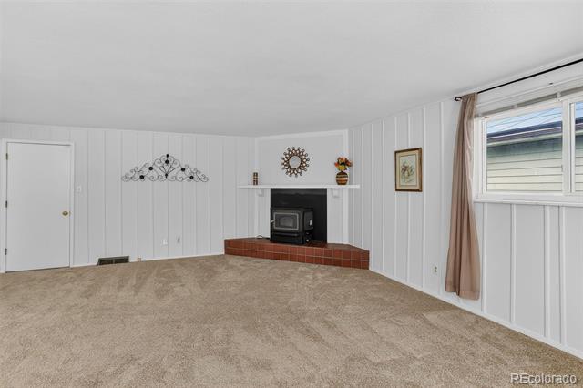 4964 W 61st Drive