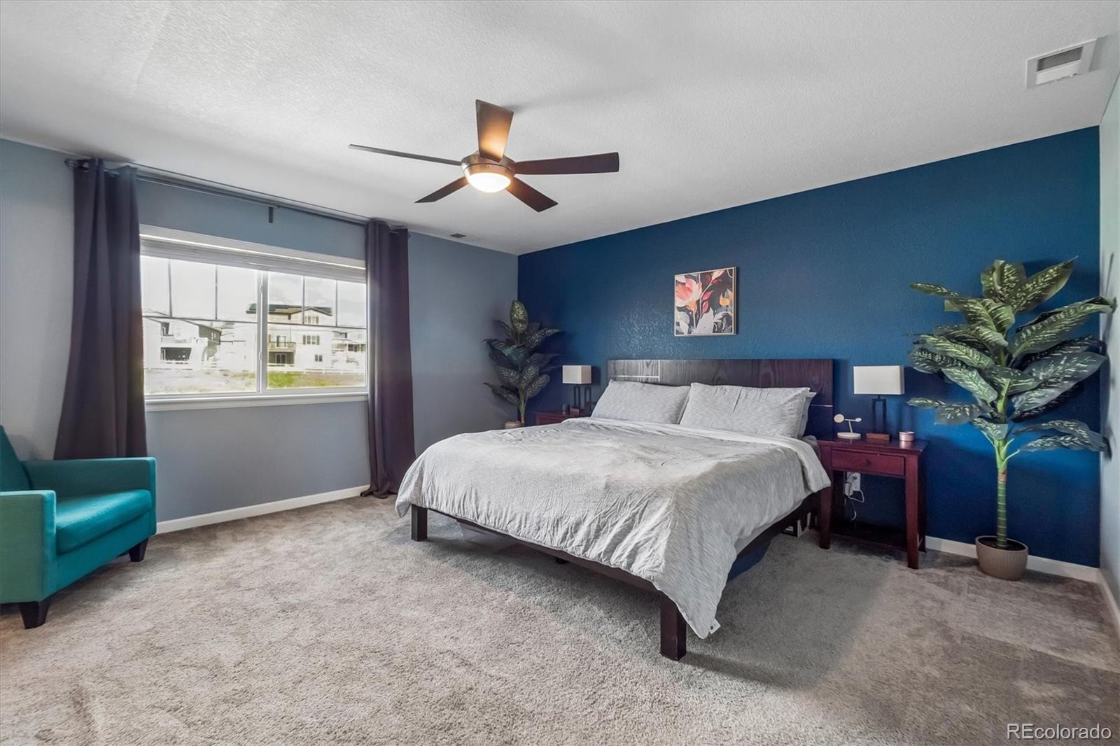 5215 Ditmars Trail