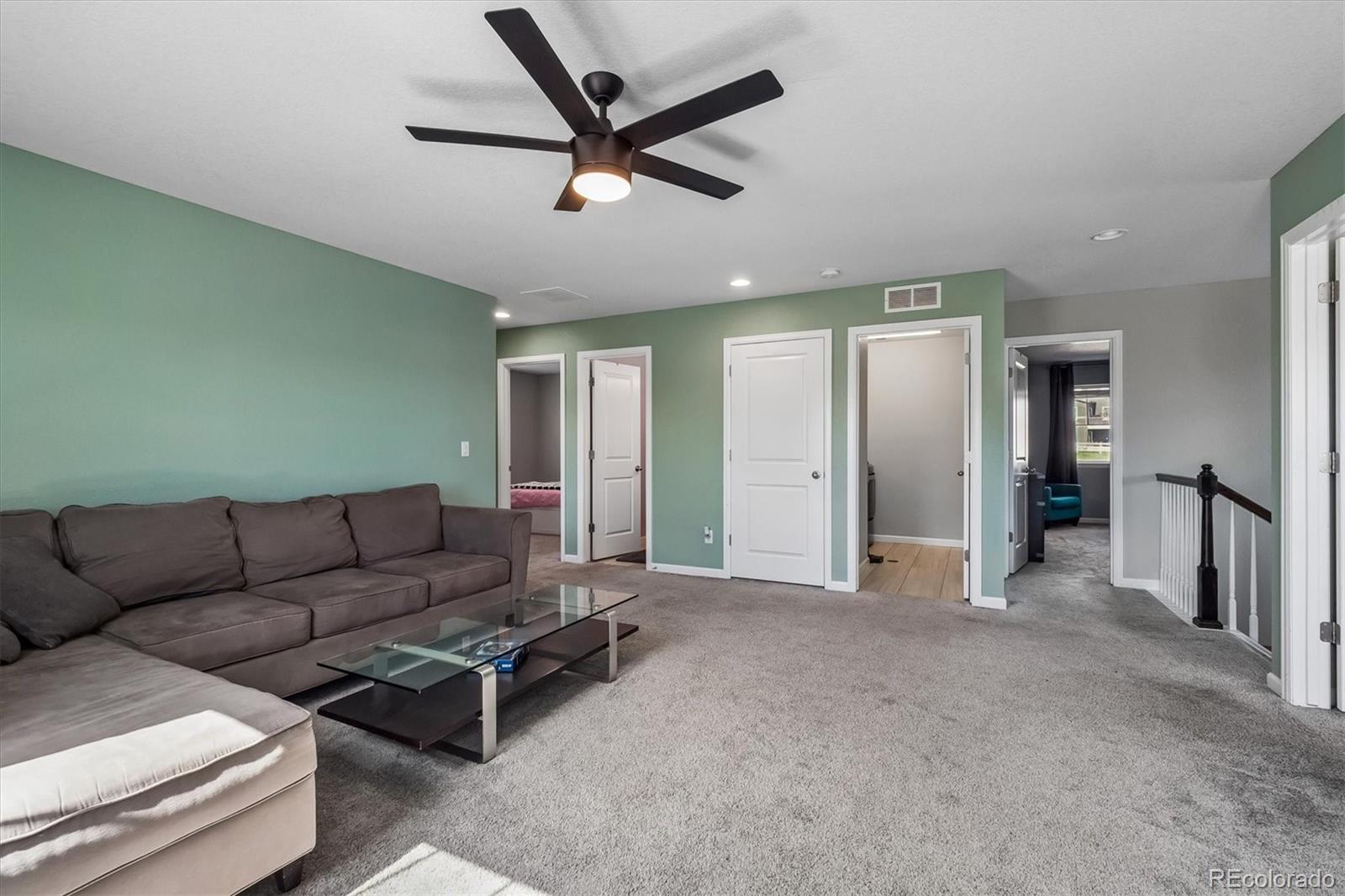 5215 Ditmars Trail