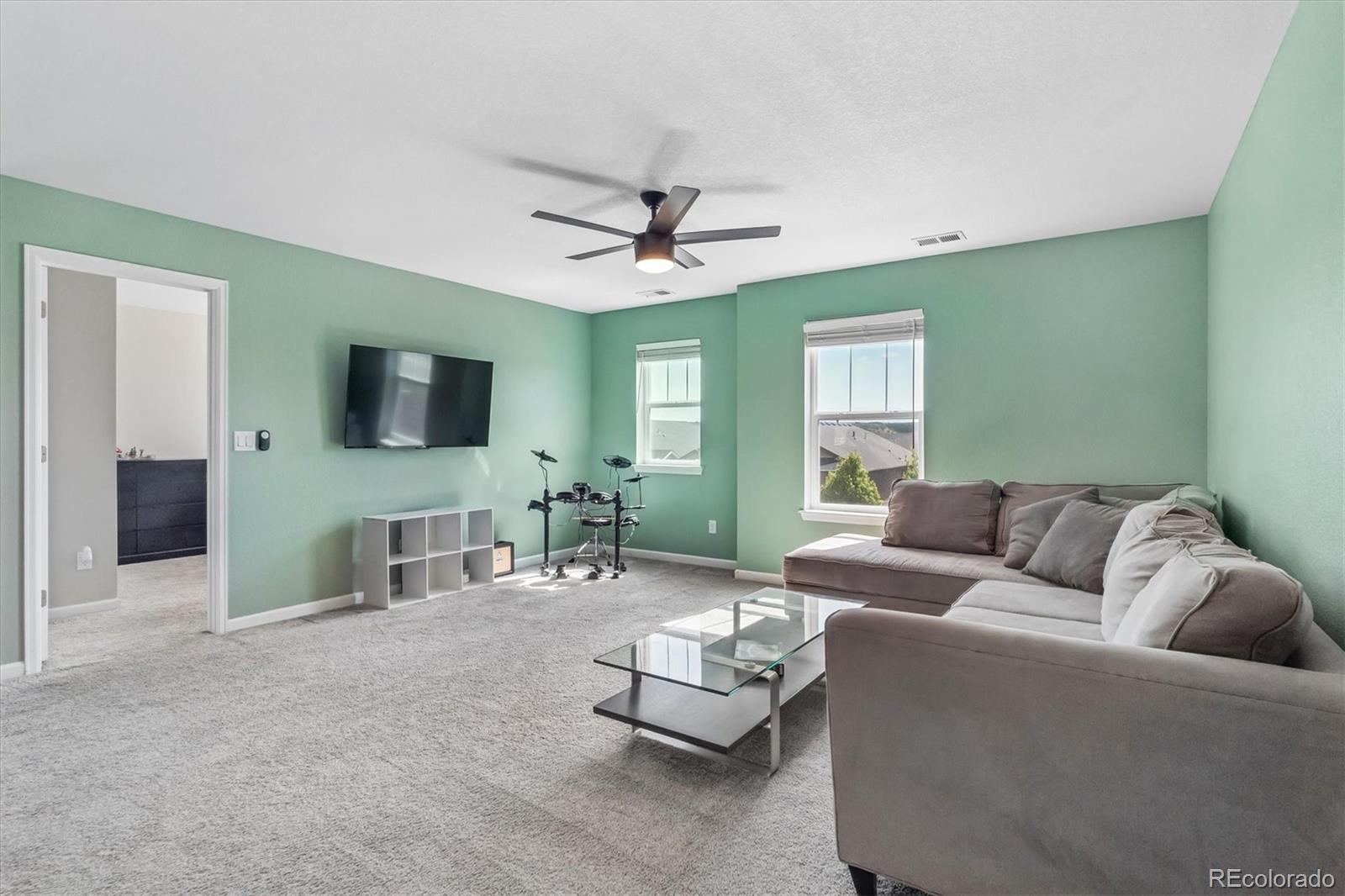 5215 Ditmars Trail