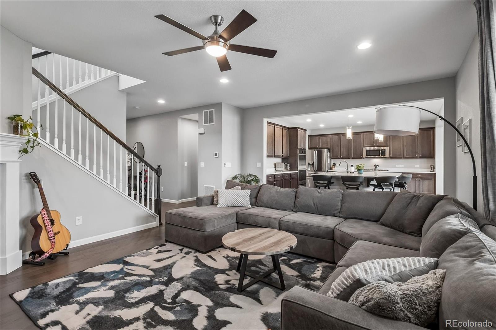 5215 Ditmars Trail
