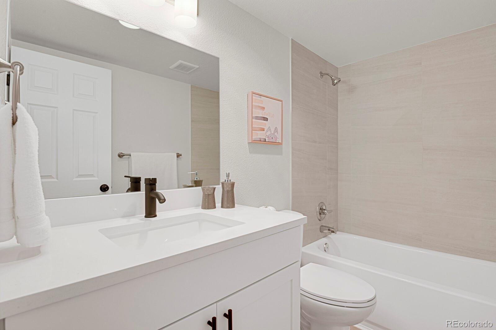 540 S Forest Street Unit: 3-102