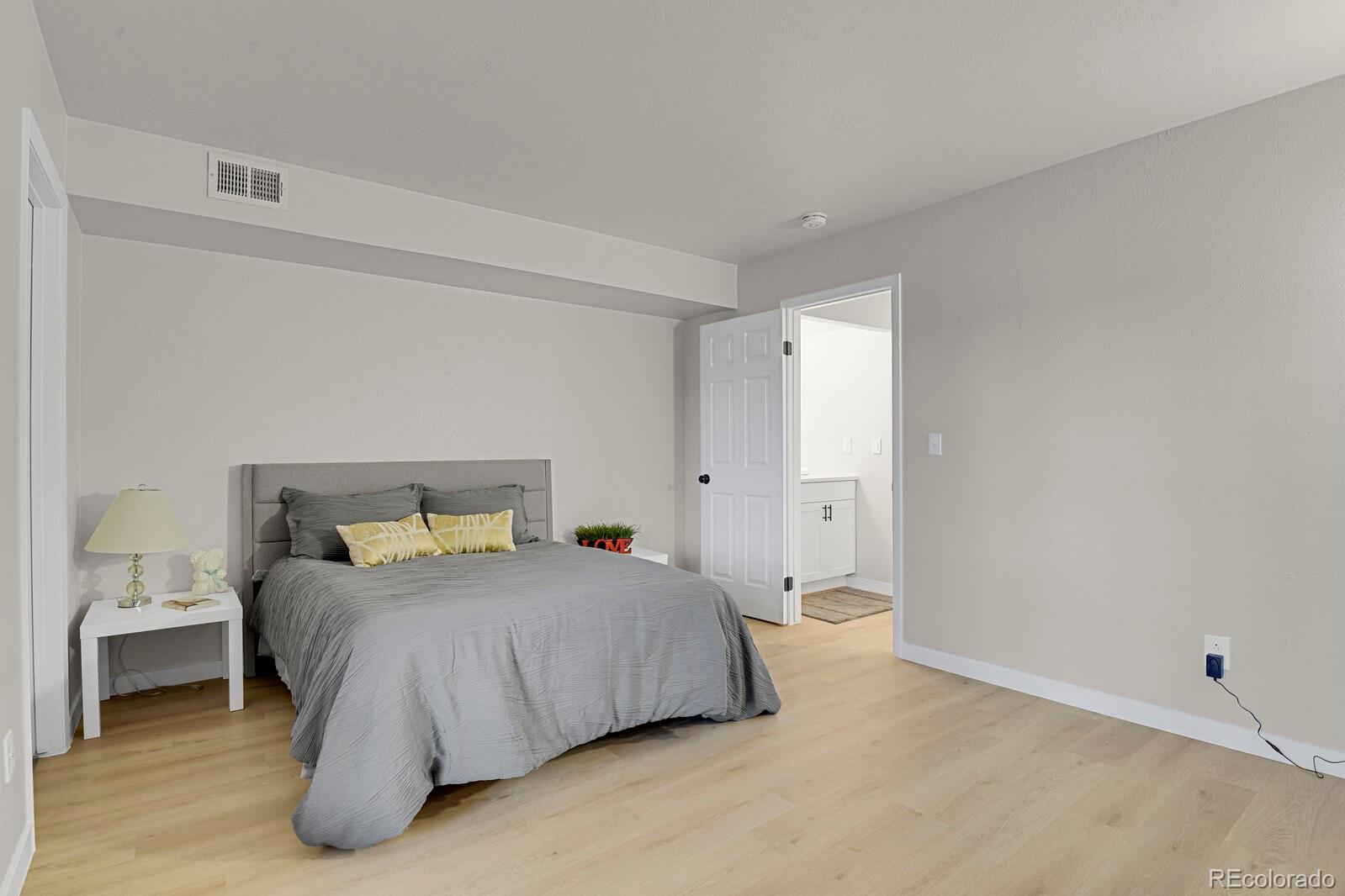 540 S Forest Street Unit: 3-102