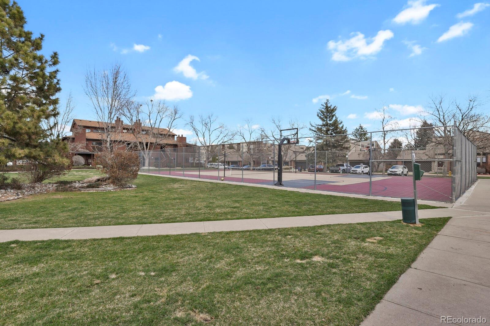 540 S Forest Street Unit: 3-102