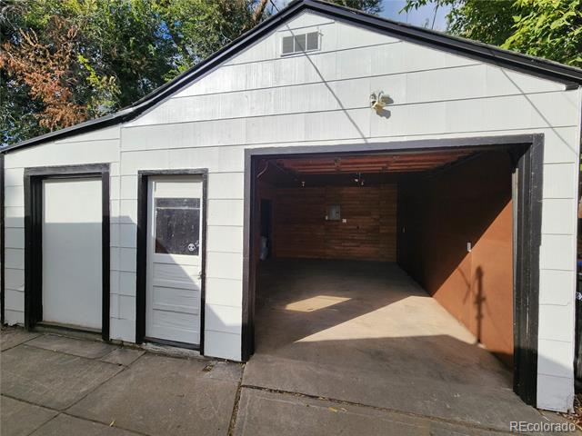 6875 Reno Drive