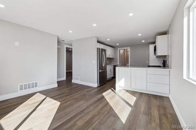 6875 Reno Drive