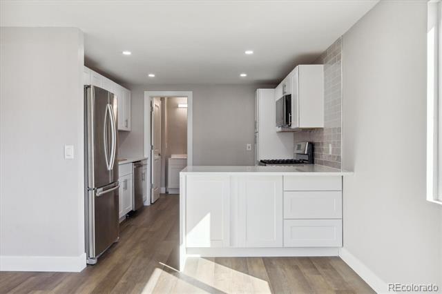 6875 Reno Drive