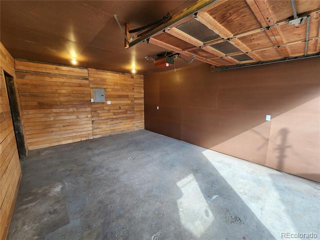 6875 Reno Drive