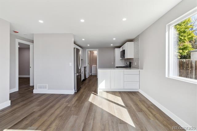 6875 Reno Drive