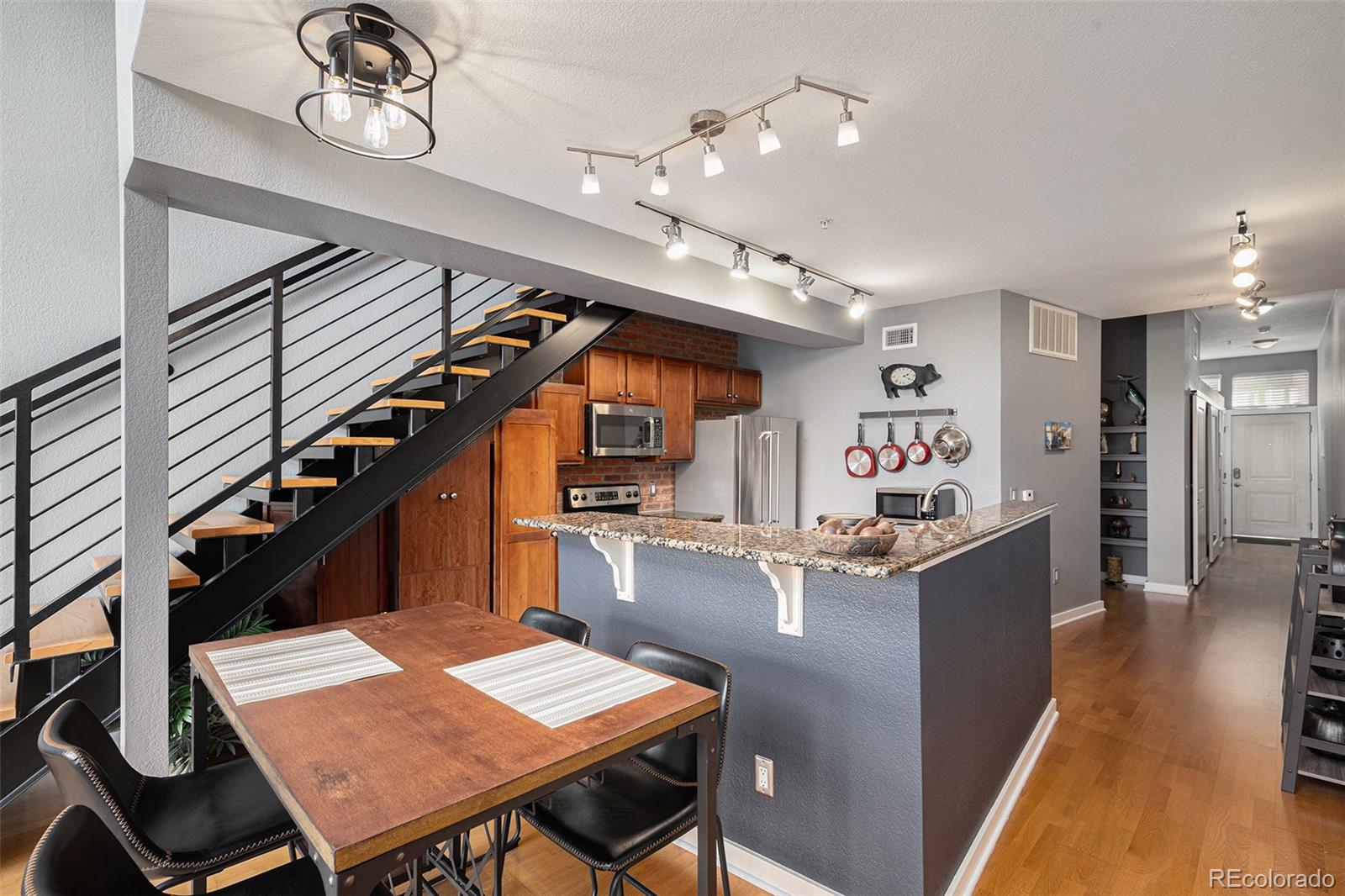 7240 W Custer Avenue Unit: 413
