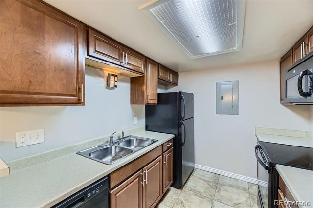 18043 E Ohio Avenue Unit: 202