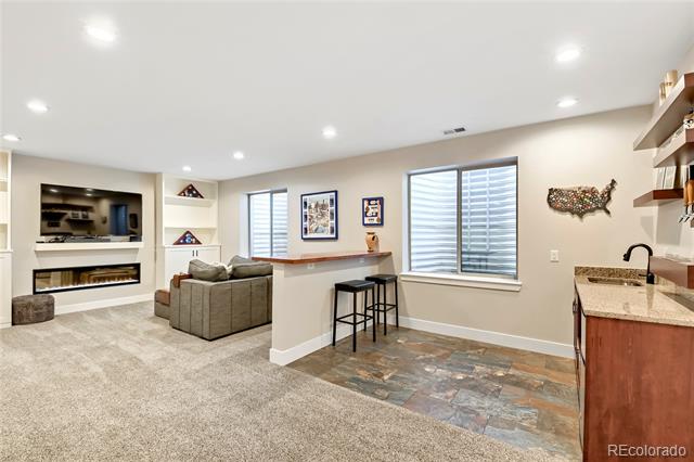1877 W 137th Lane