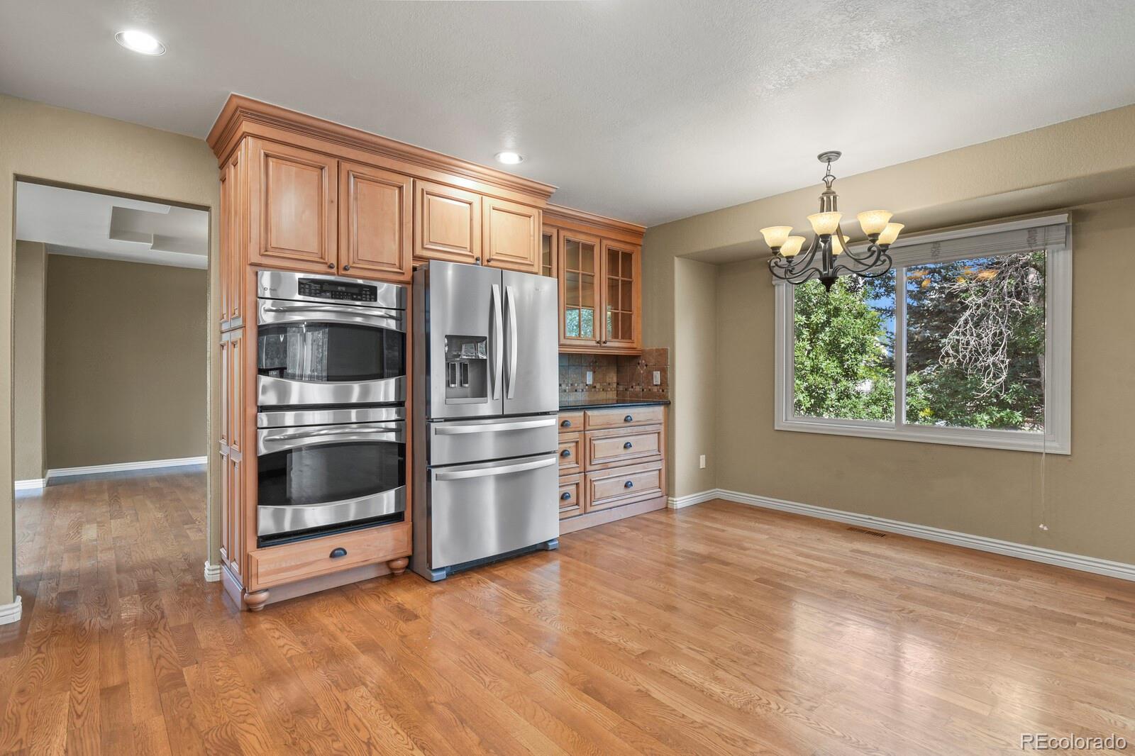 7351 Meadow View