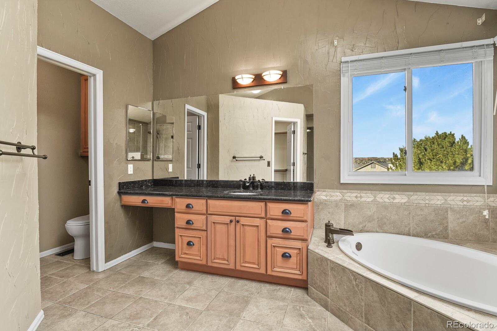 7351 Meadow View