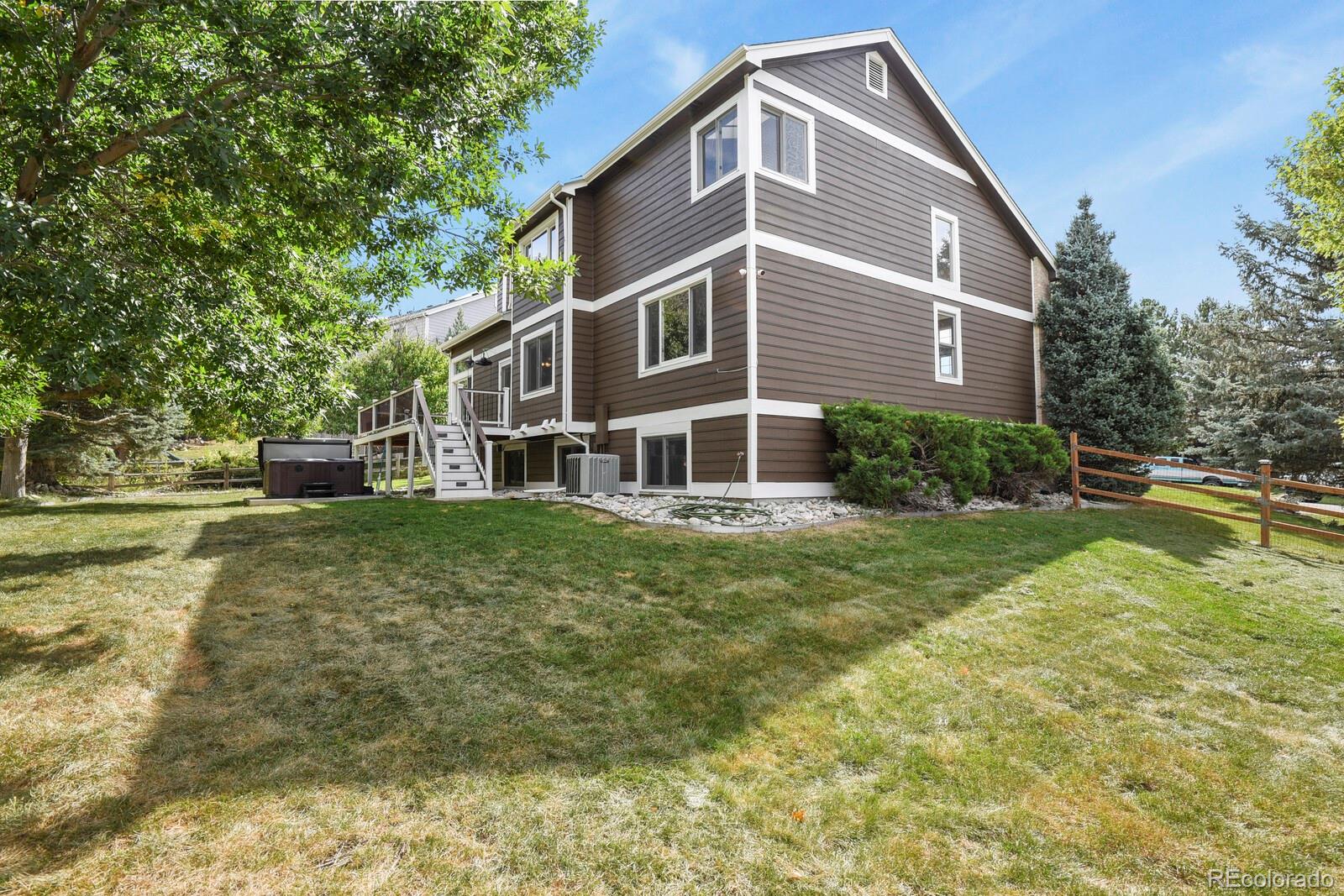 7351 Meadow View