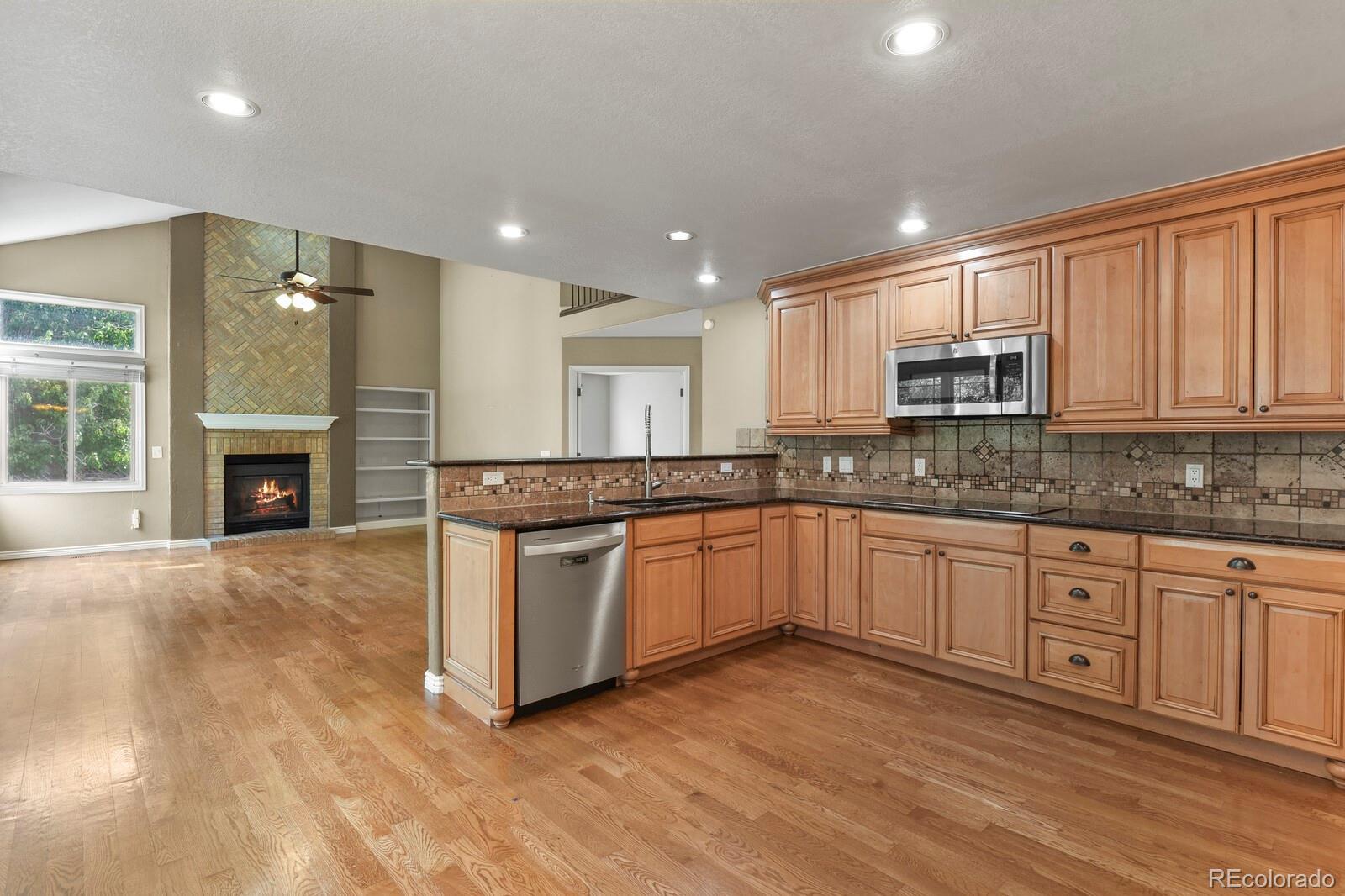7351 Meadow View
