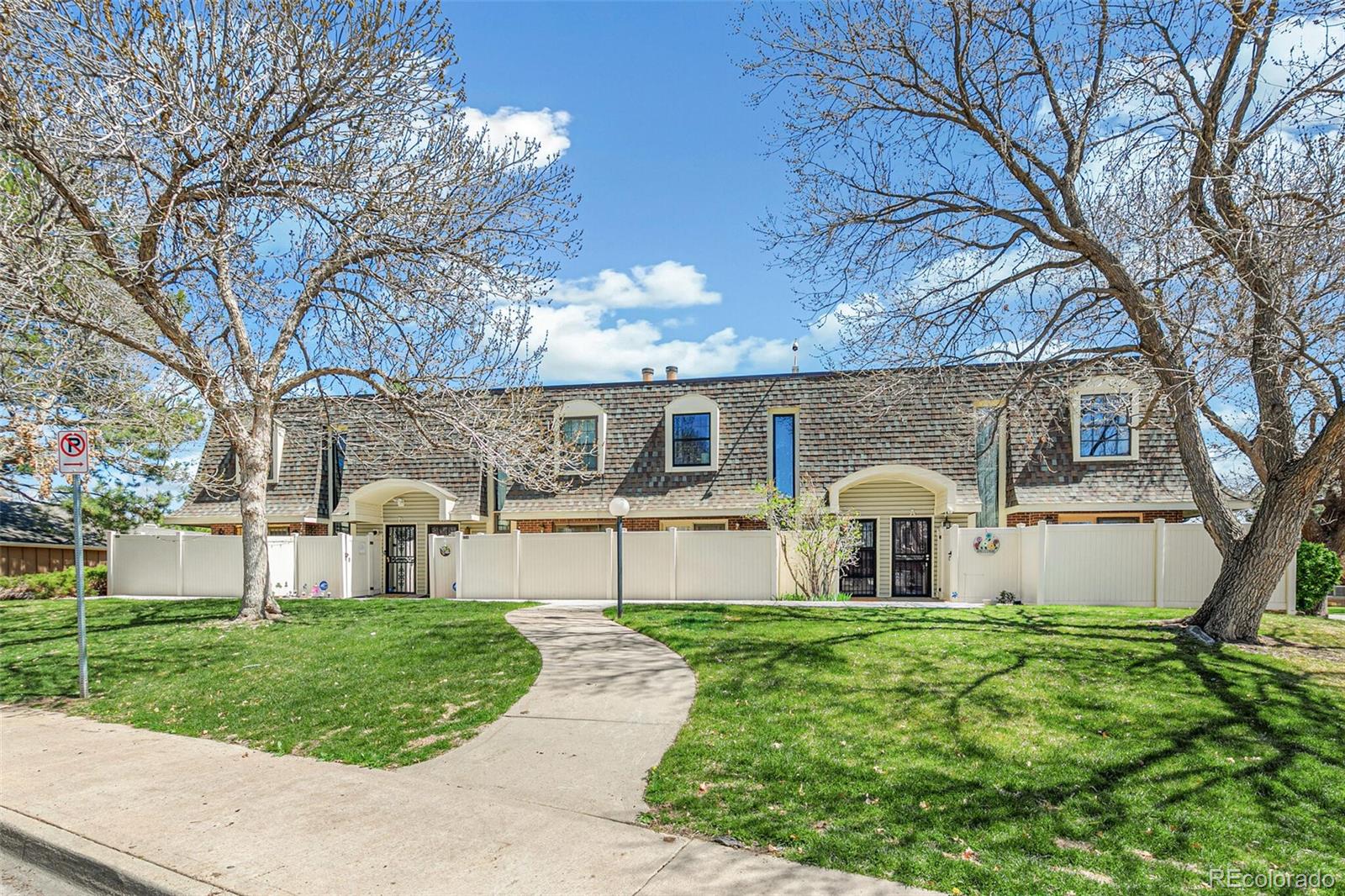 1350 S Idalia Street Unit: G