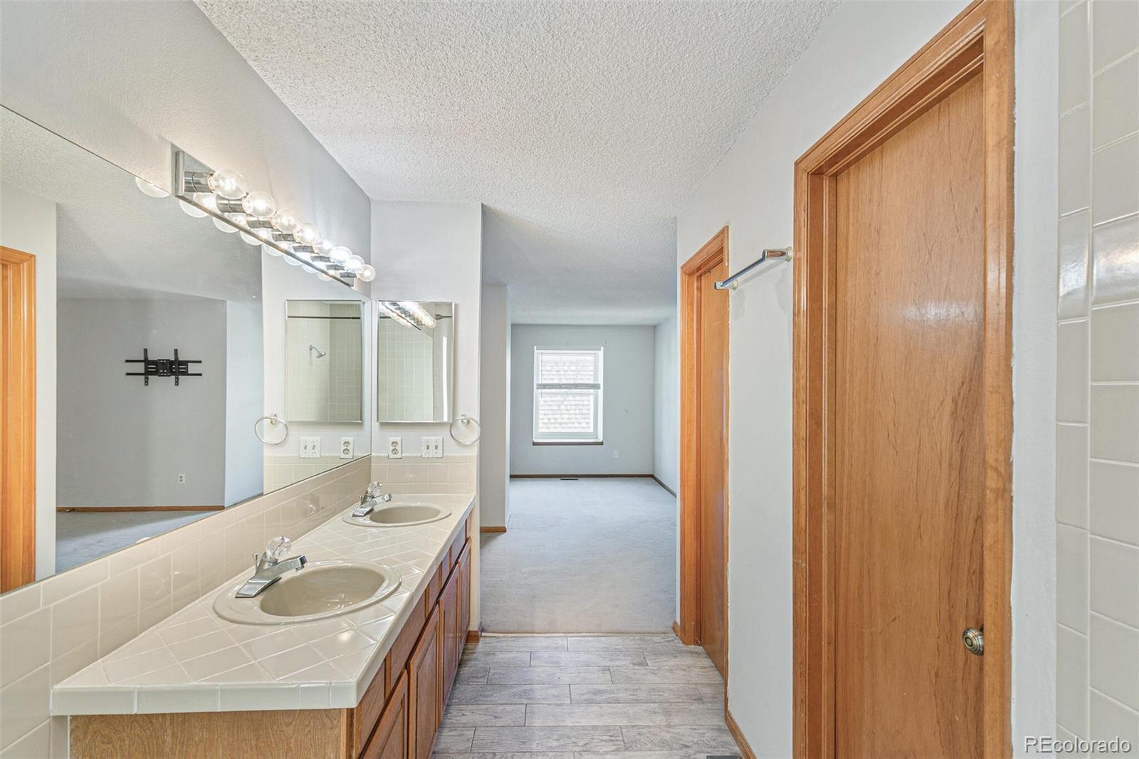 1350 S Idalia Street Unit: G