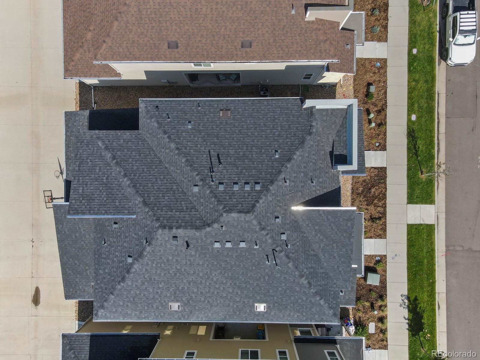 6107 Louisville Court