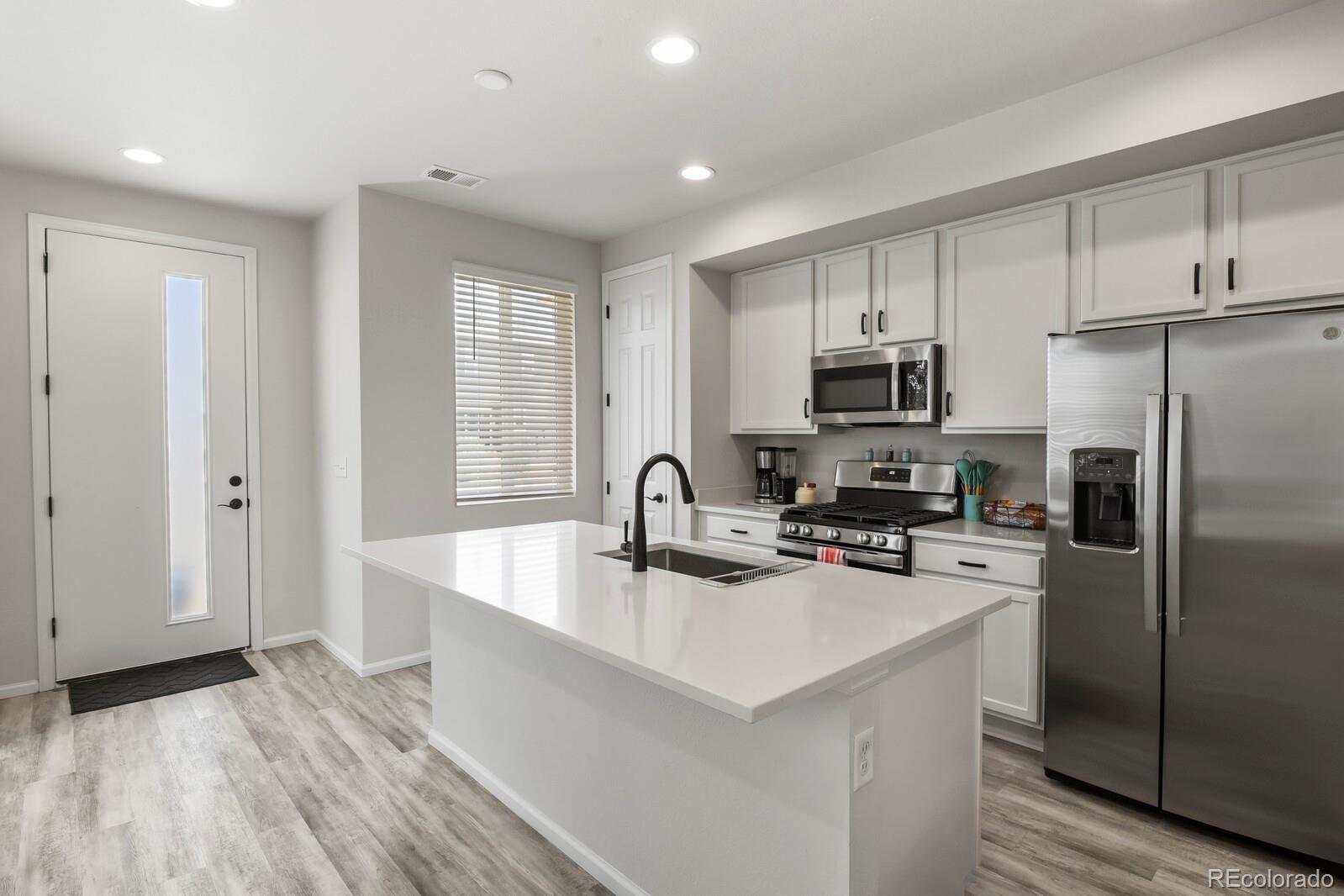 6107 Louisville Court