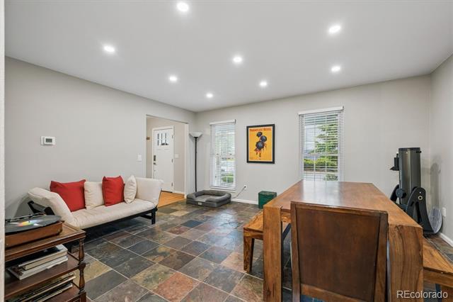 210 Crawford Circle