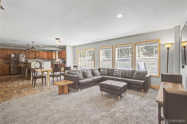635 Wapiti Drive Unit: B