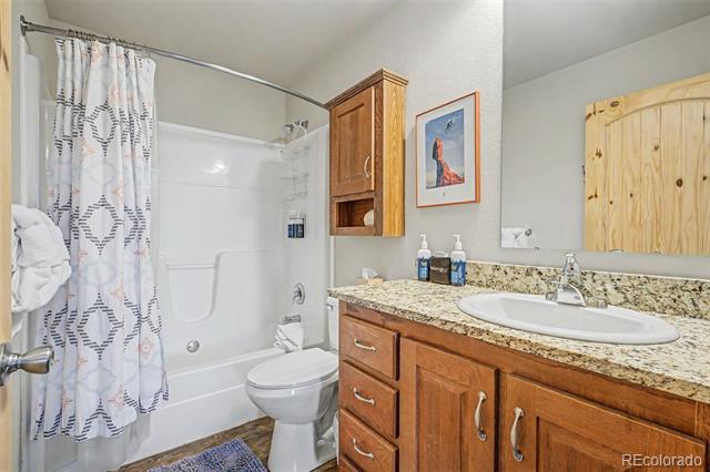 635 Wapiti Drive Unit: B