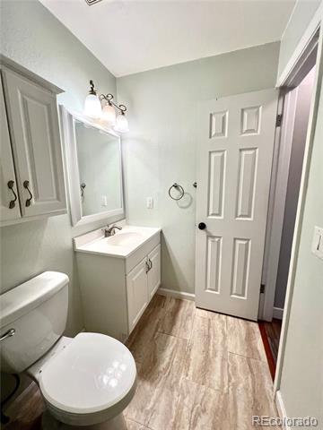 1960 S Xanadu Way Unit: 207