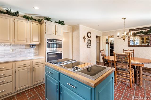 231 S Forty Road