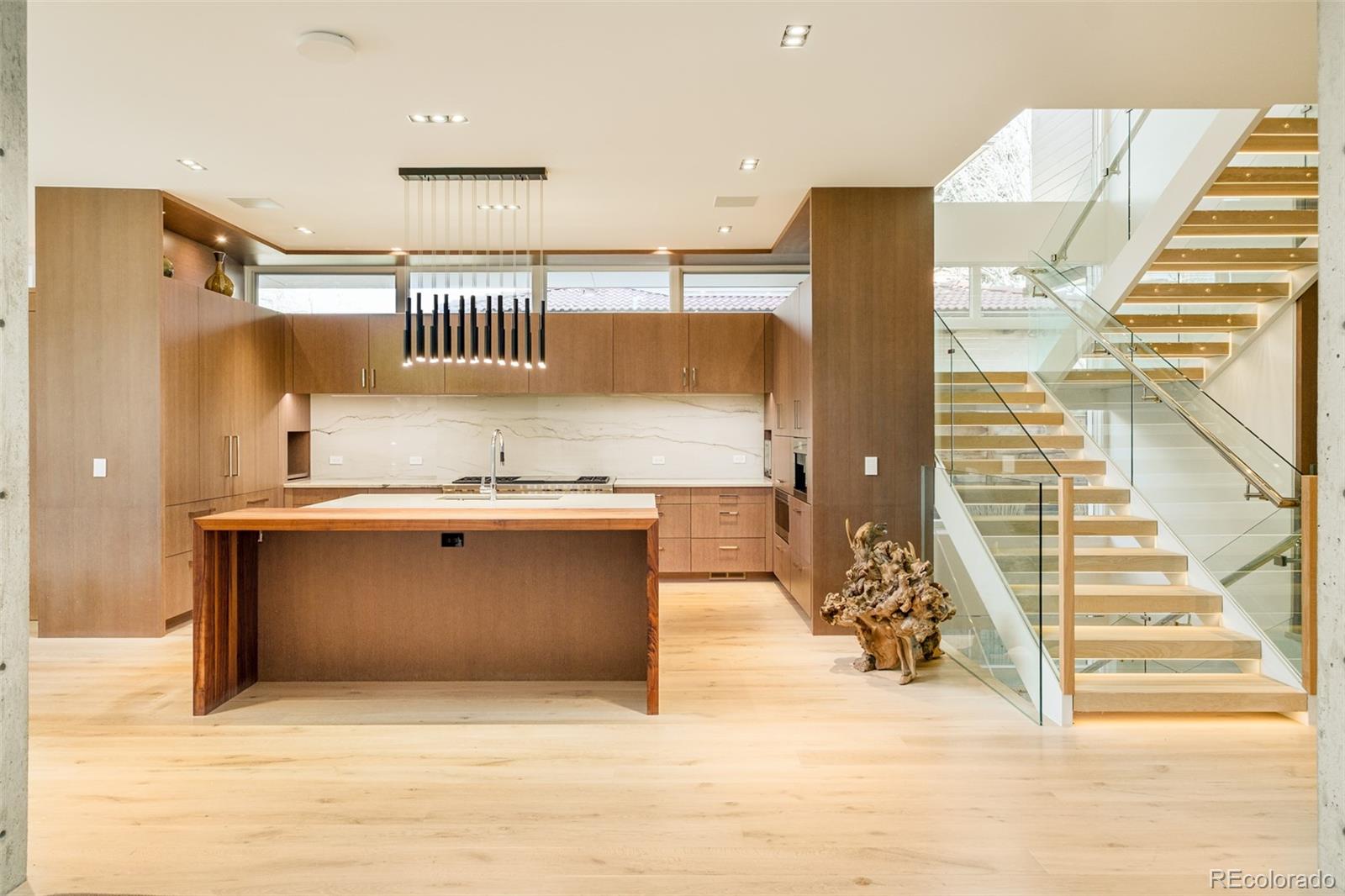 121 S Dexter Street