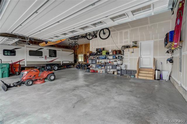 10877 Clove Hitch Court