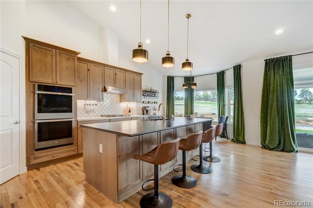 10877 Clove Hitch Court
