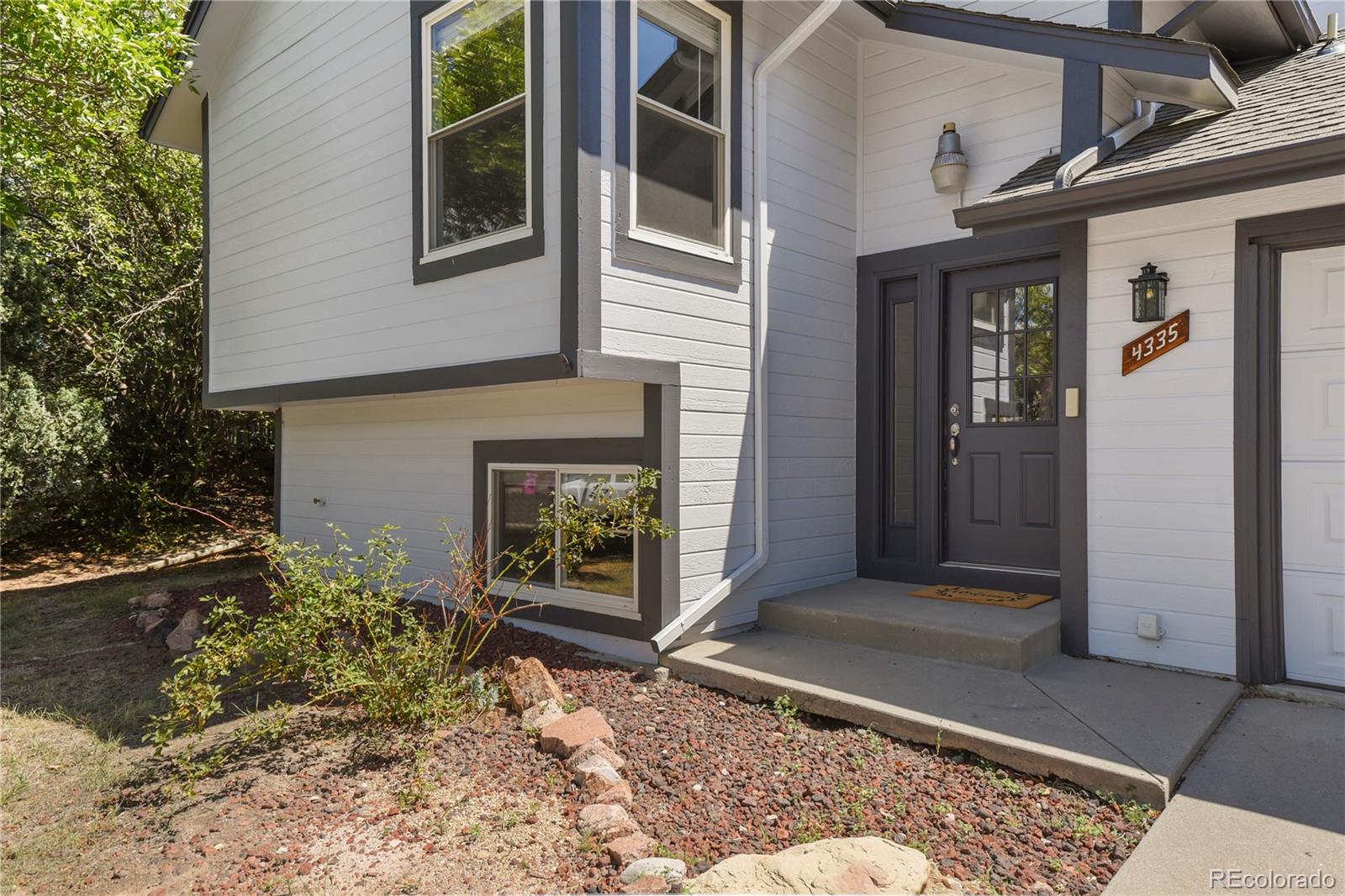 4335 Conquista Drive