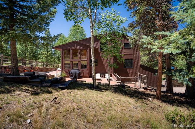 225 Sunnywood Lane