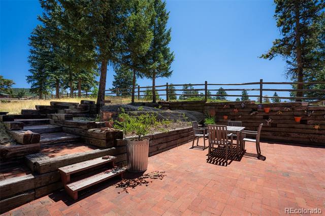 225 Sunnywood Lane