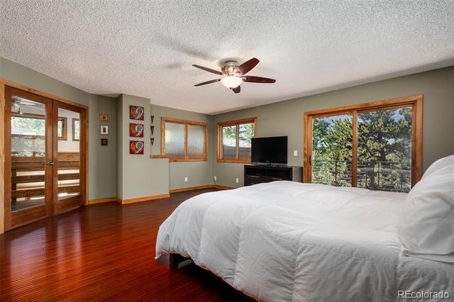 225 Sunnywood Lane
