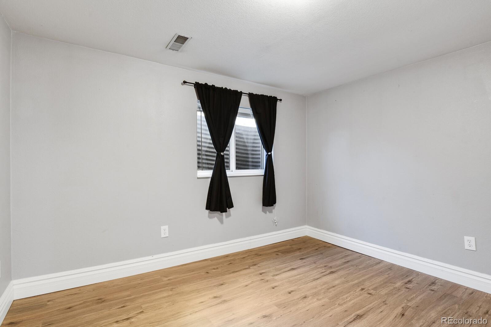 8800 W 86th Avenue