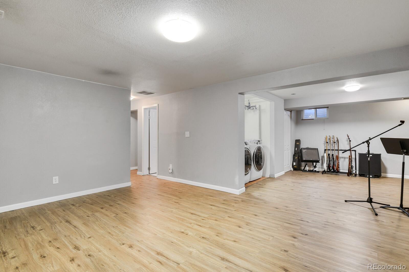 8800 W 86th Avenue