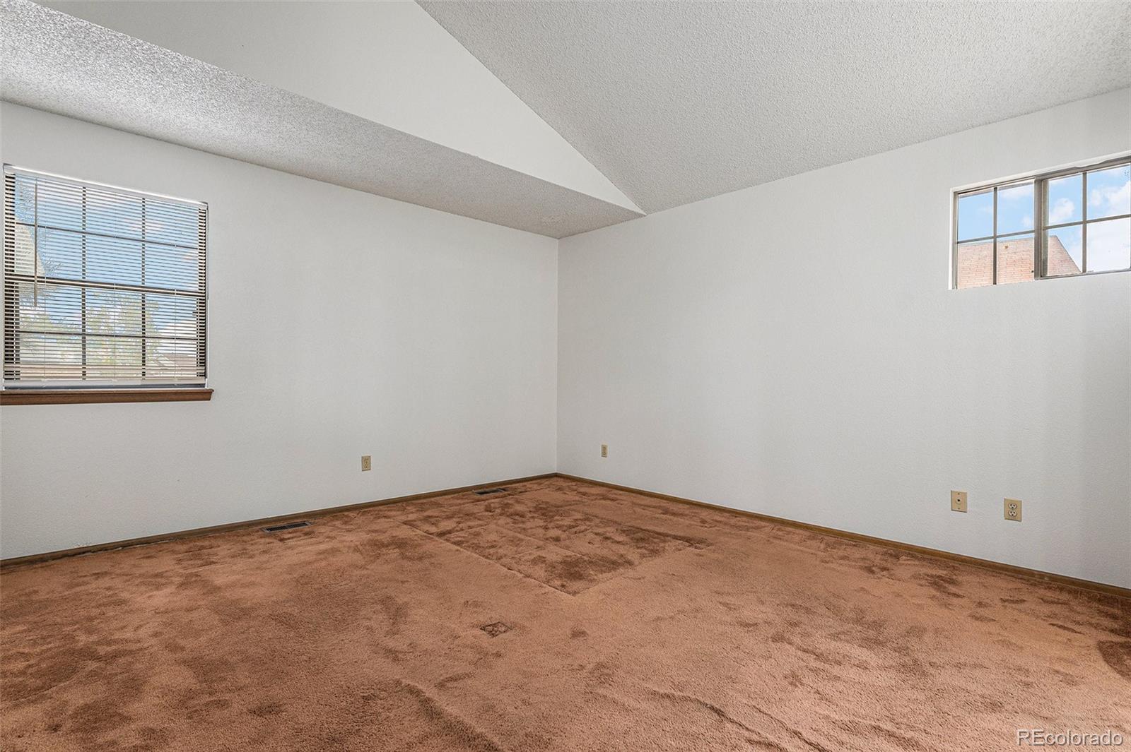 4325 Davenport Way