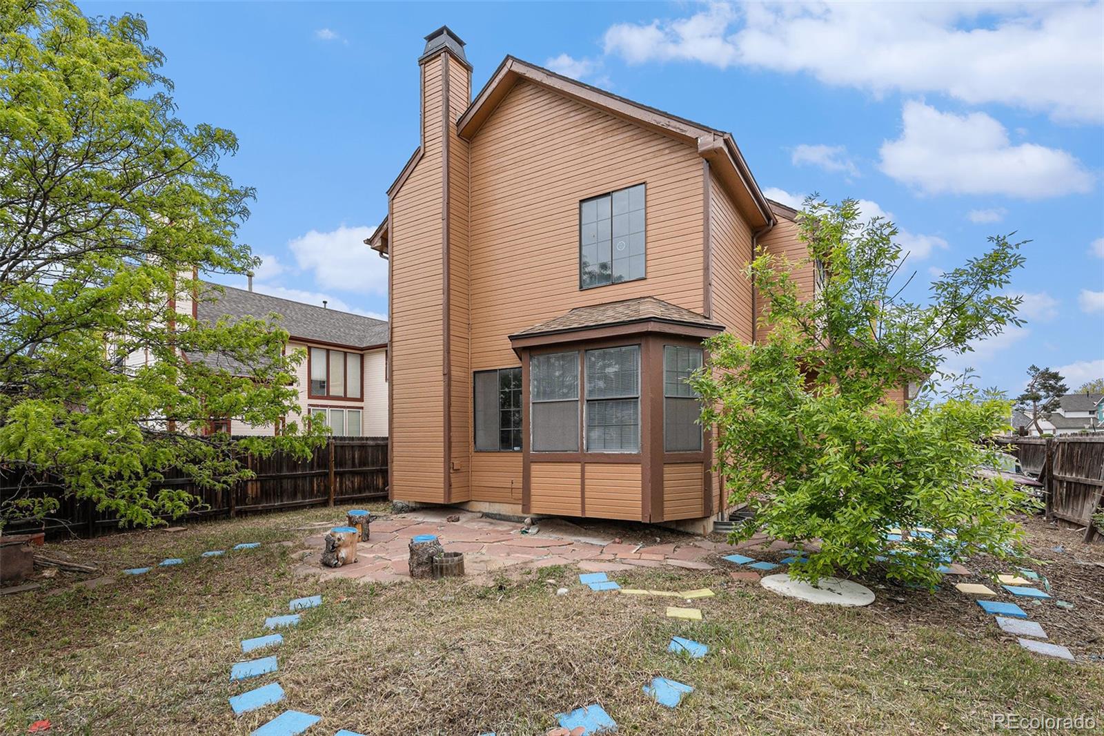 4325 Davenport Way