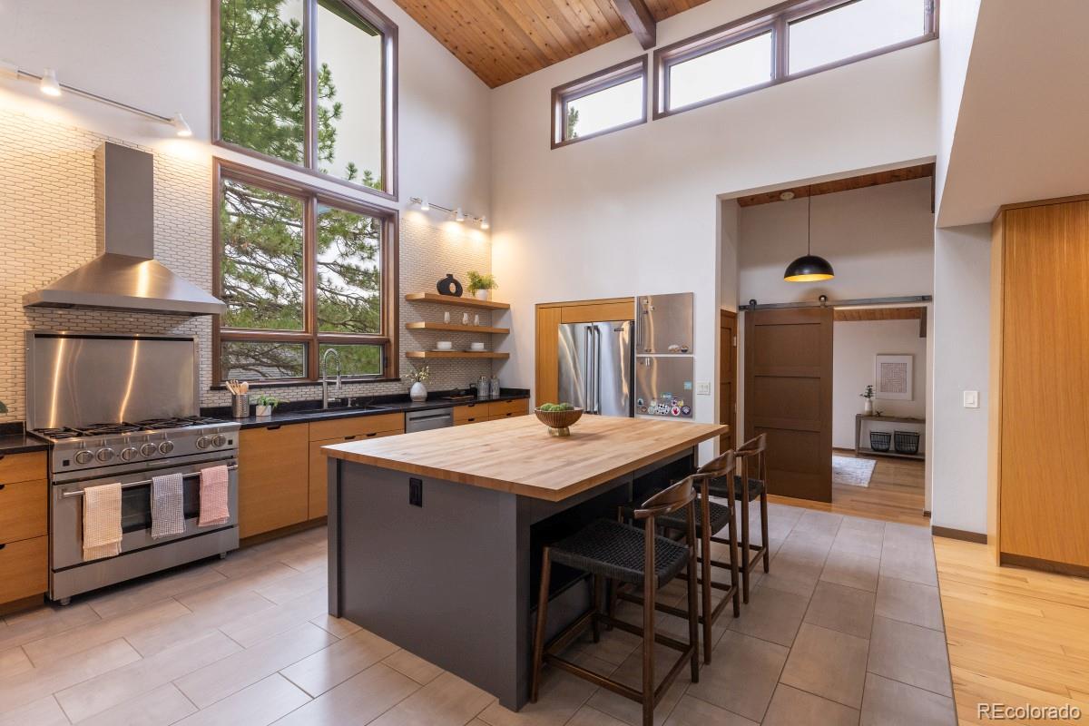 15050 Foothill Road