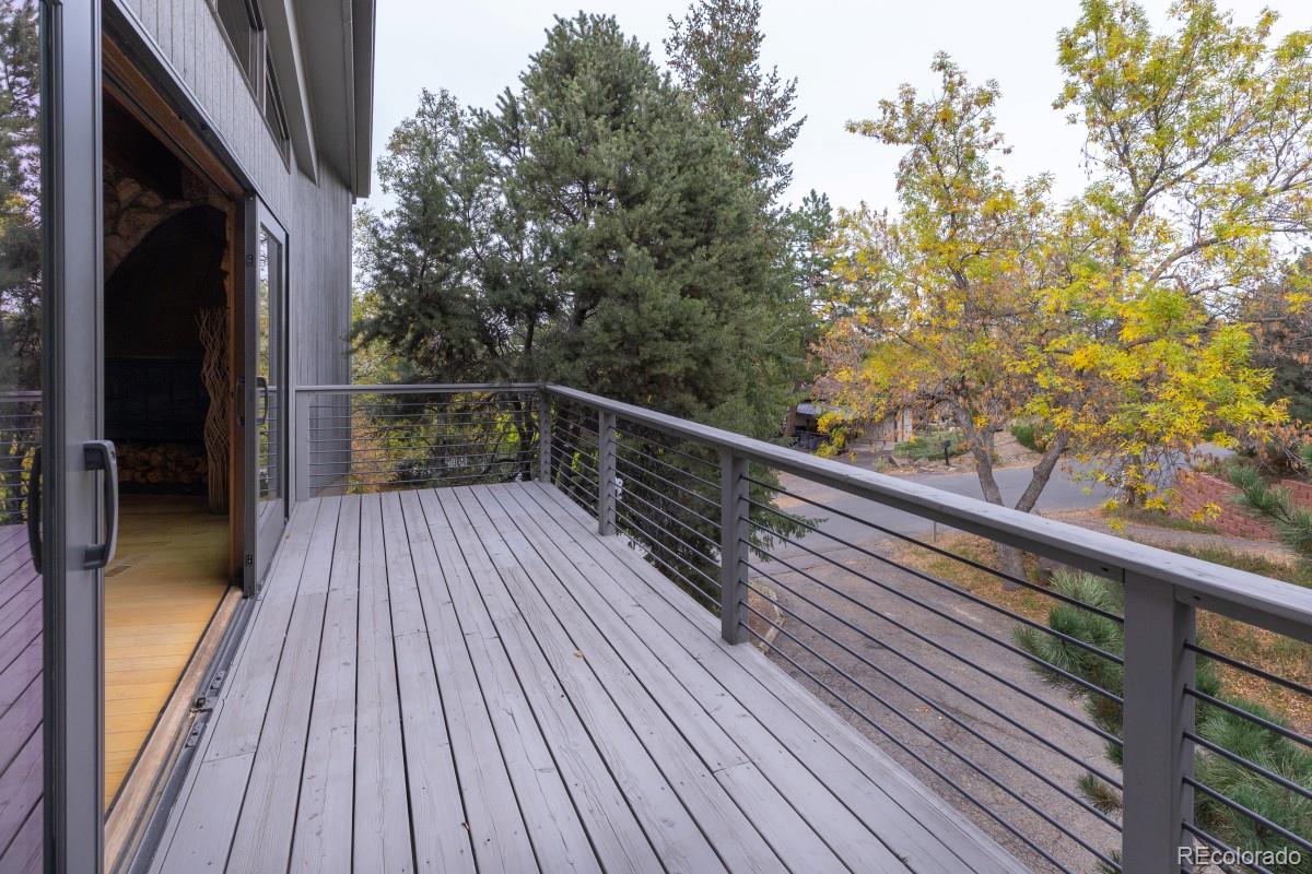 15050 Foothill Road
