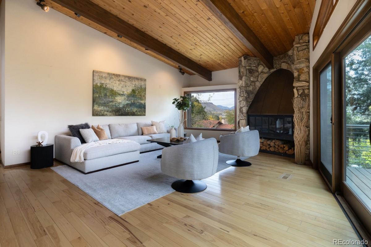 15050 Foothill Road