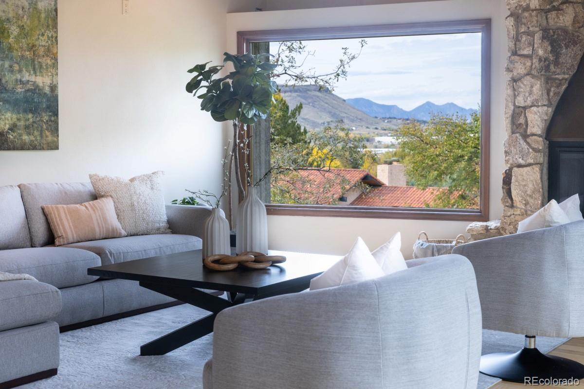 15050 Foothill Road