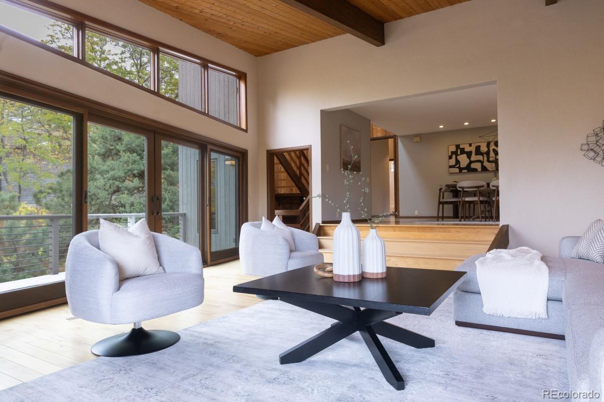 15050 Foothill Road