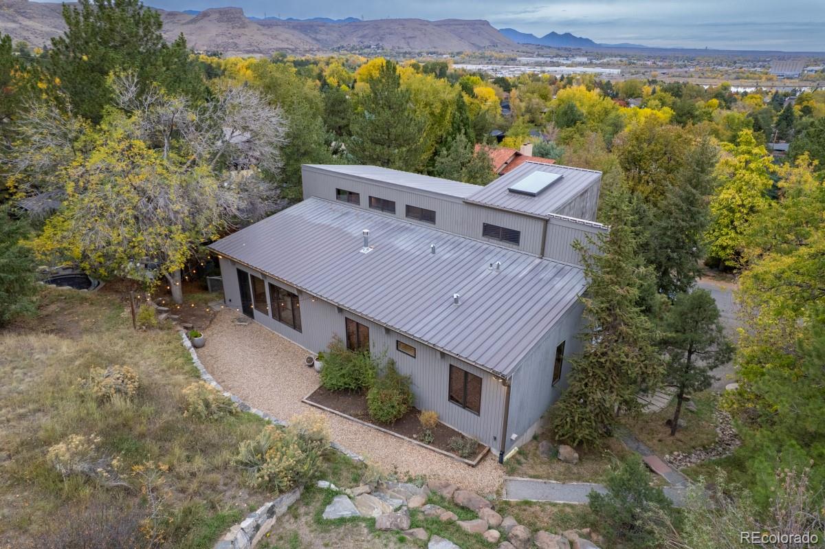 15050 Foothill Road